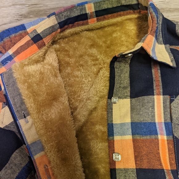 New, no tags, faux fur lined w's flannel, super soft size xs - Picture 3 of 6